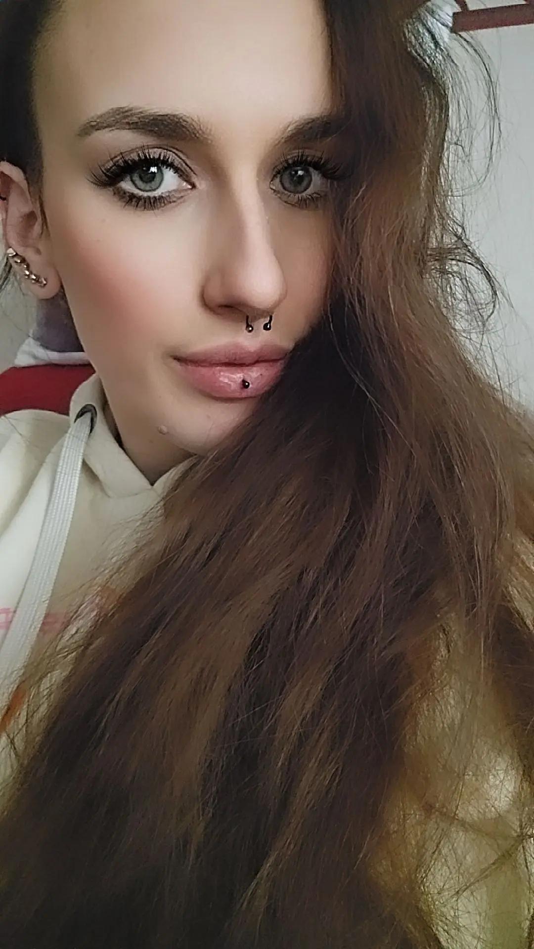 @aanki.