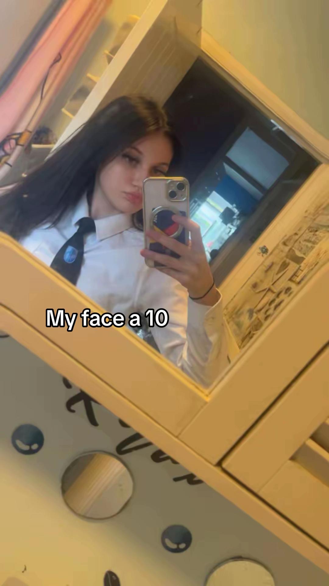 @♥️✌🏻