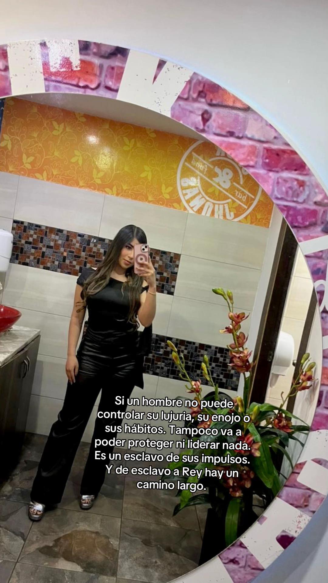 @Tatiana Ayala