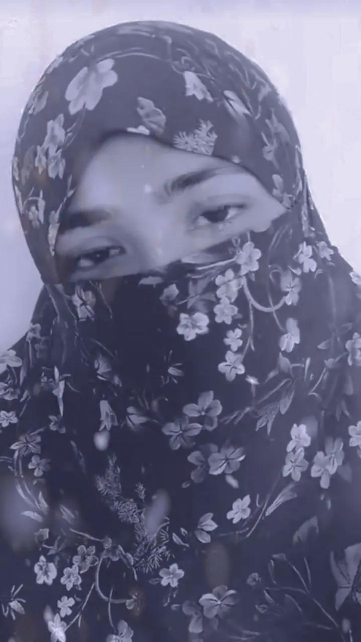 @ভালোবাসার লাল গোলাপ 🌹🌹