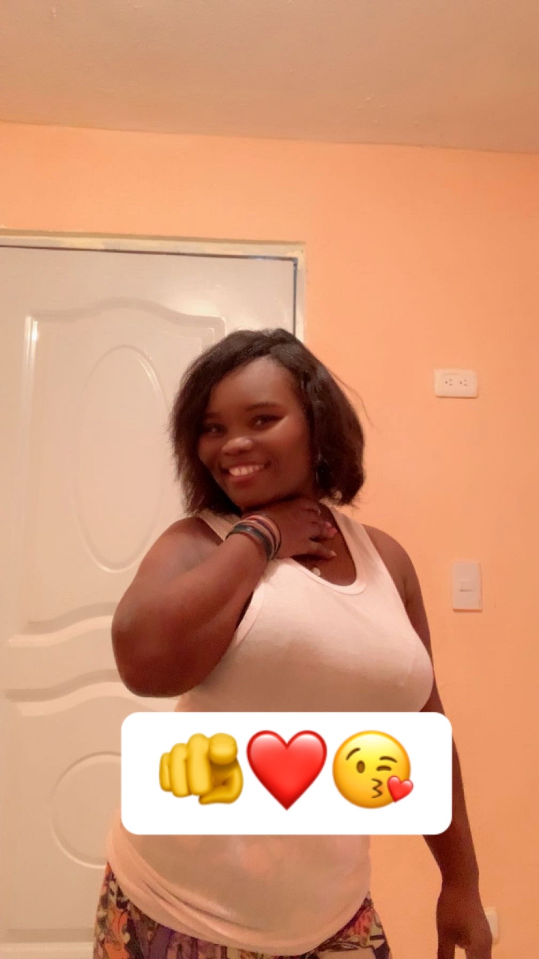 @rachou917