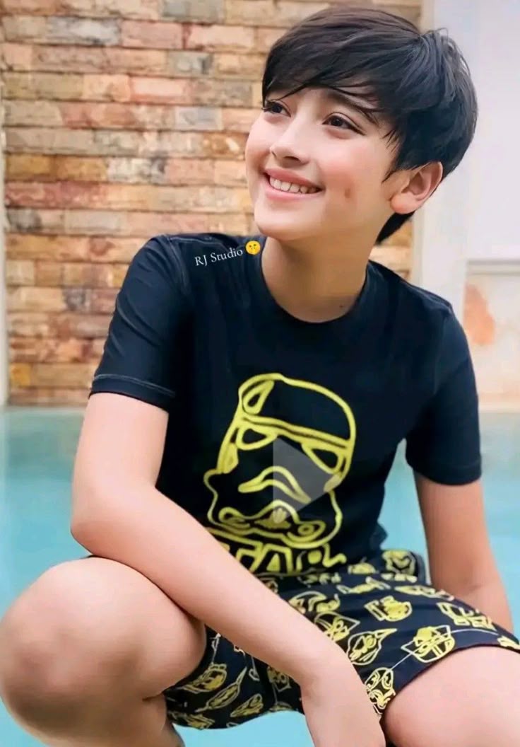 @𝒄𝒖𝒆𝒕 𝒃𝒐𝒚
