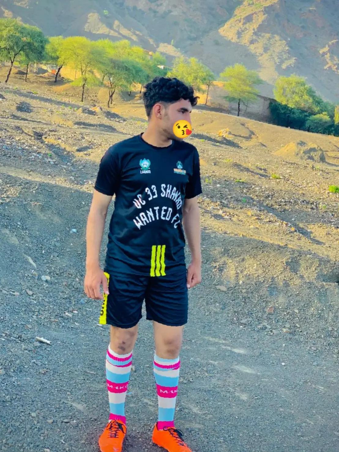 @👑𝐀𝐋𝐨𝐍𝐄 𝐊𝐢𝐧𝐆 👑 ❞