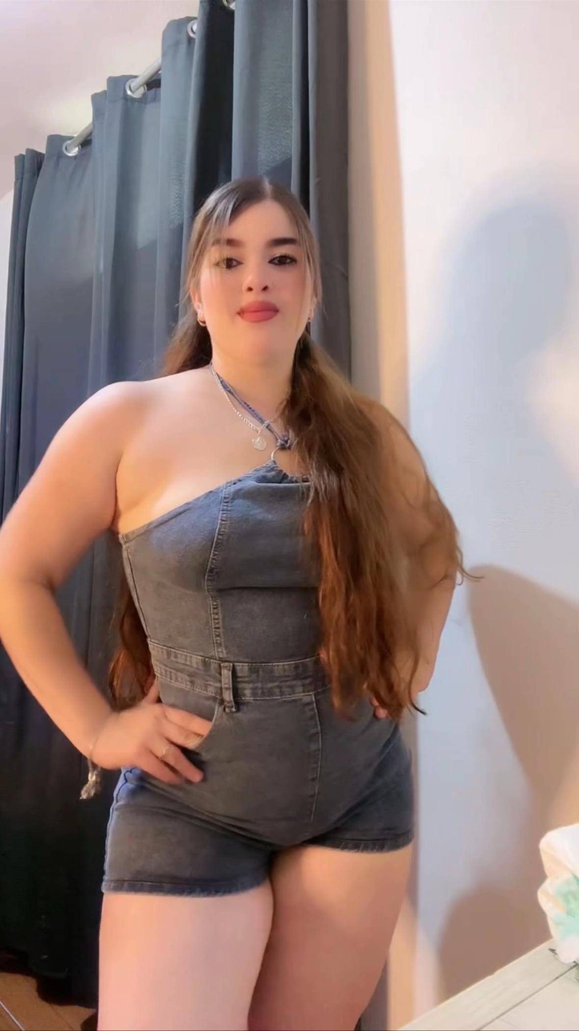 @María
