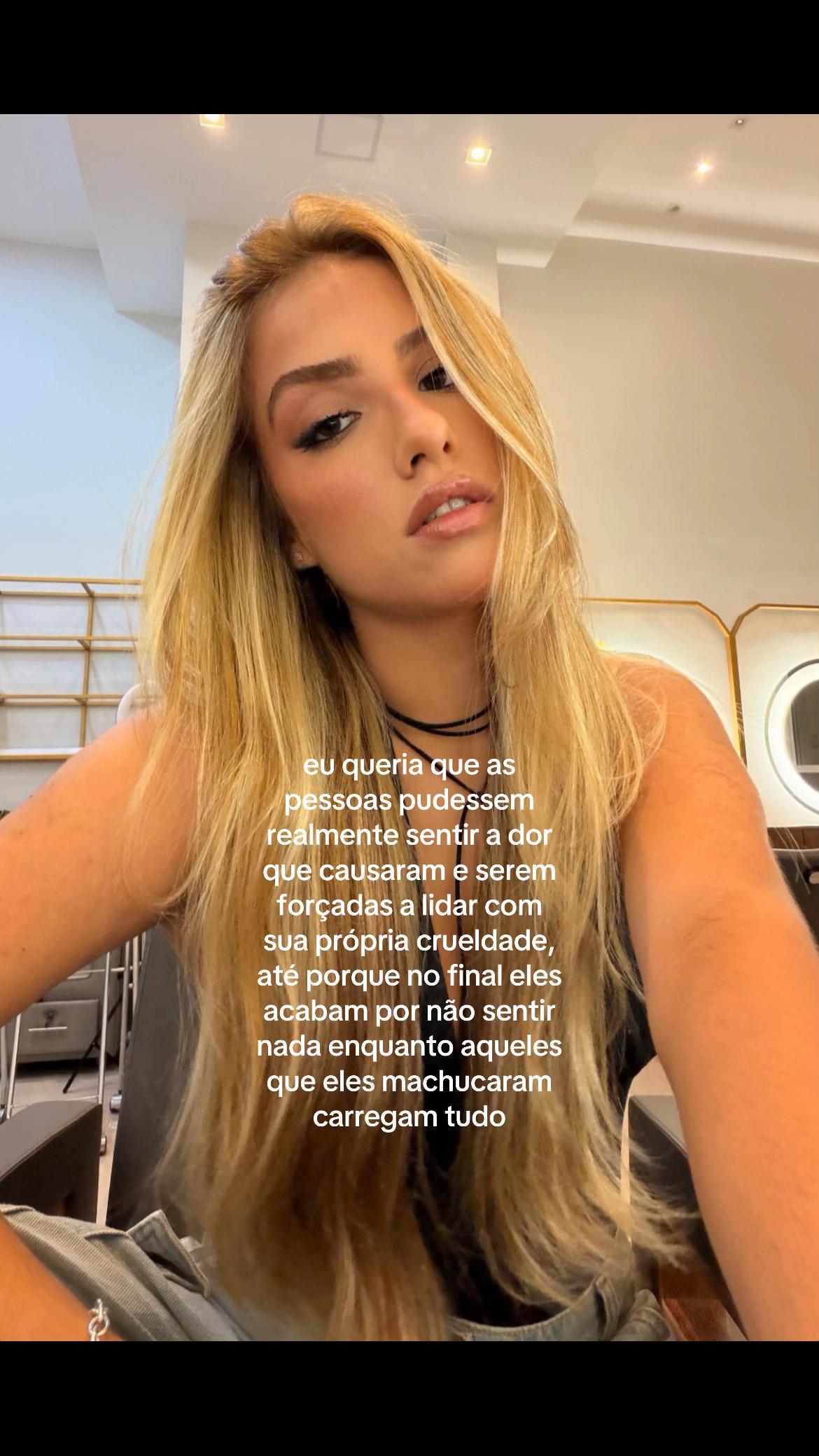 @★