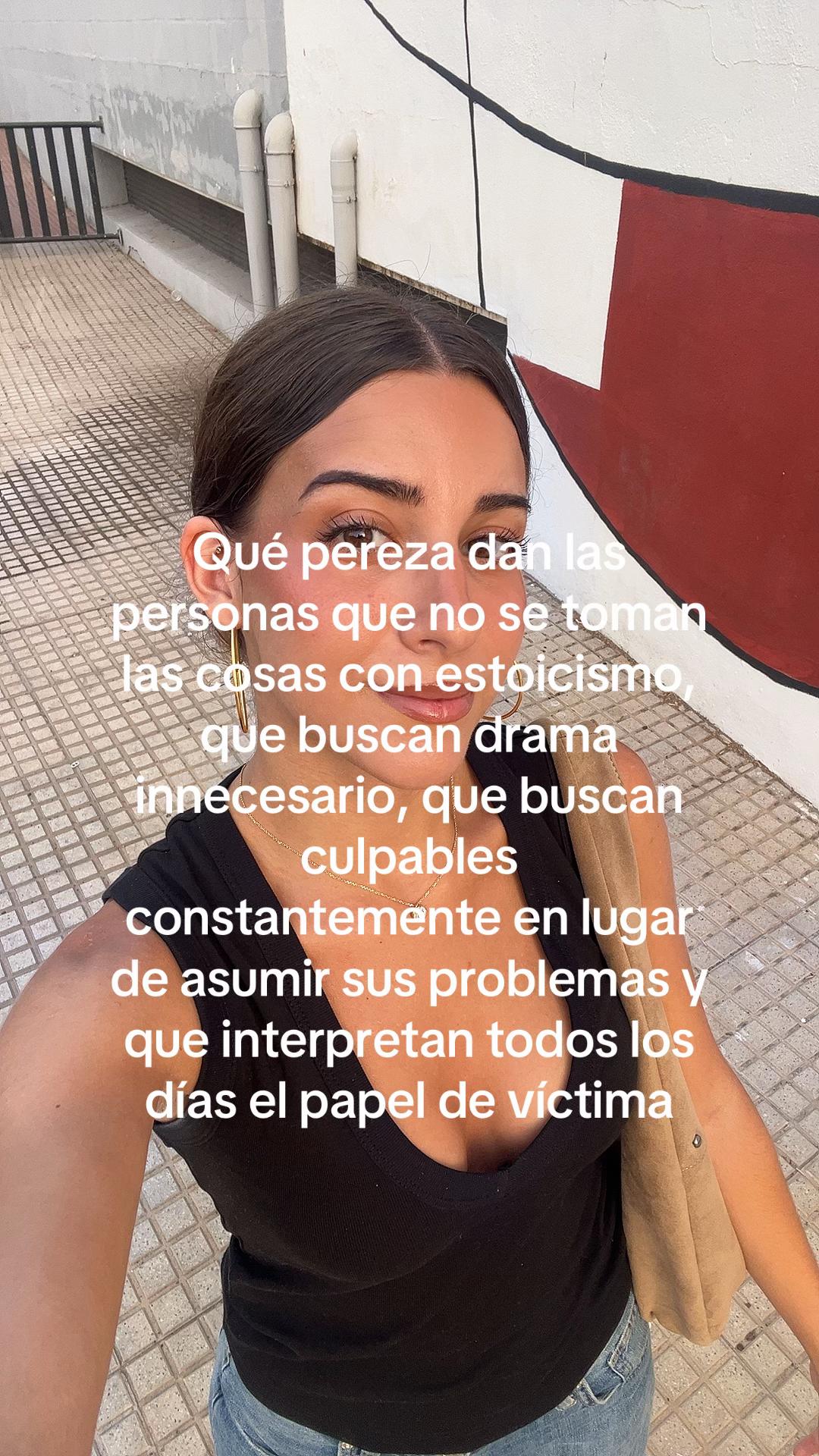 @A D R I A N A ꩜