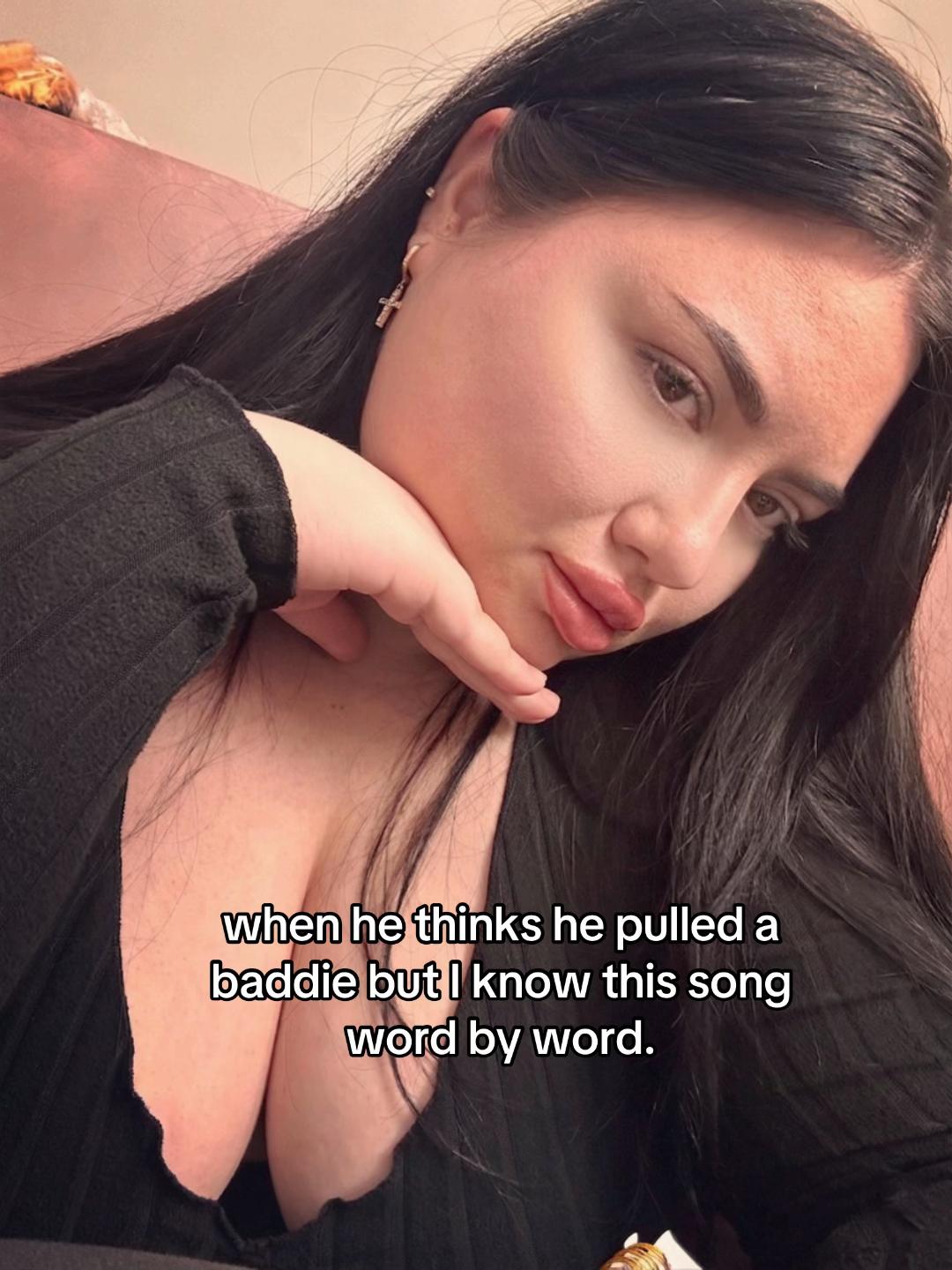 @𝐑𝐚𝐥𝐮𝐜𝐚 𝐆𝐥𝐨𝐝𝐞𝐚𝐧𝐮