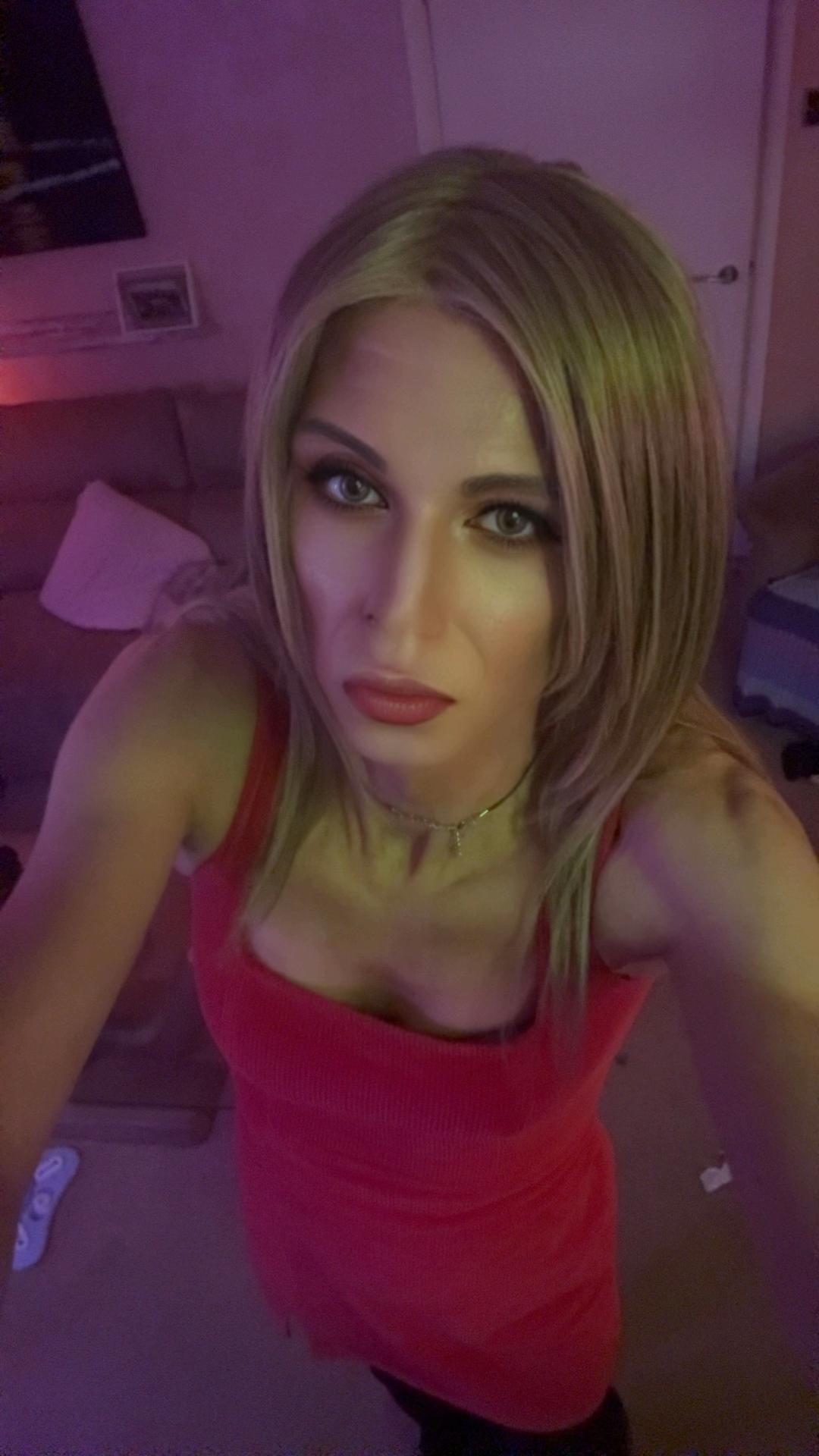@Sophia