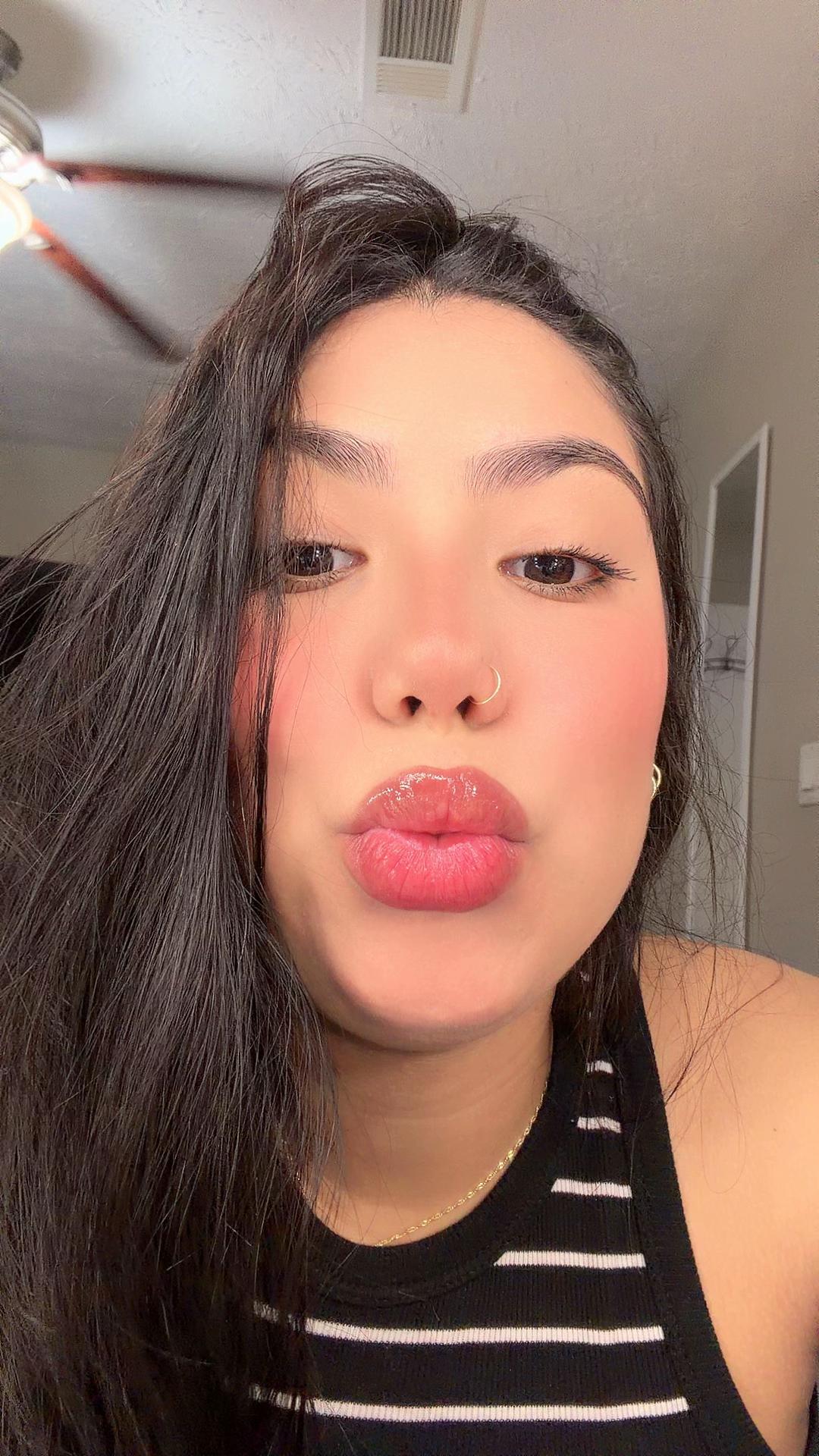@Yane🦋🇻🇪
