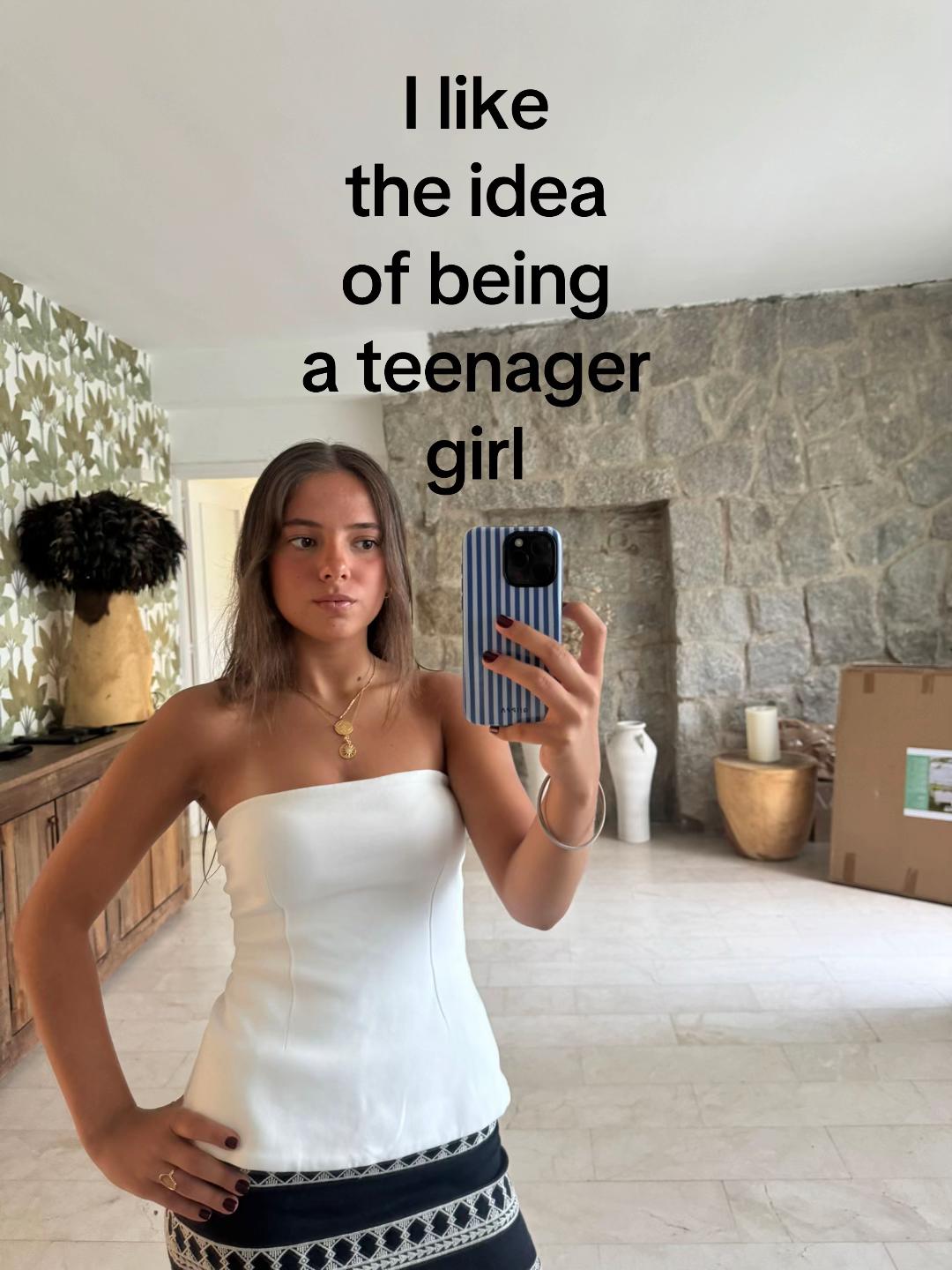 @lauurssss