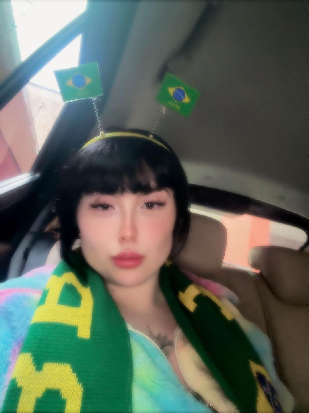 @Vit&oacute;ria Pascarelli