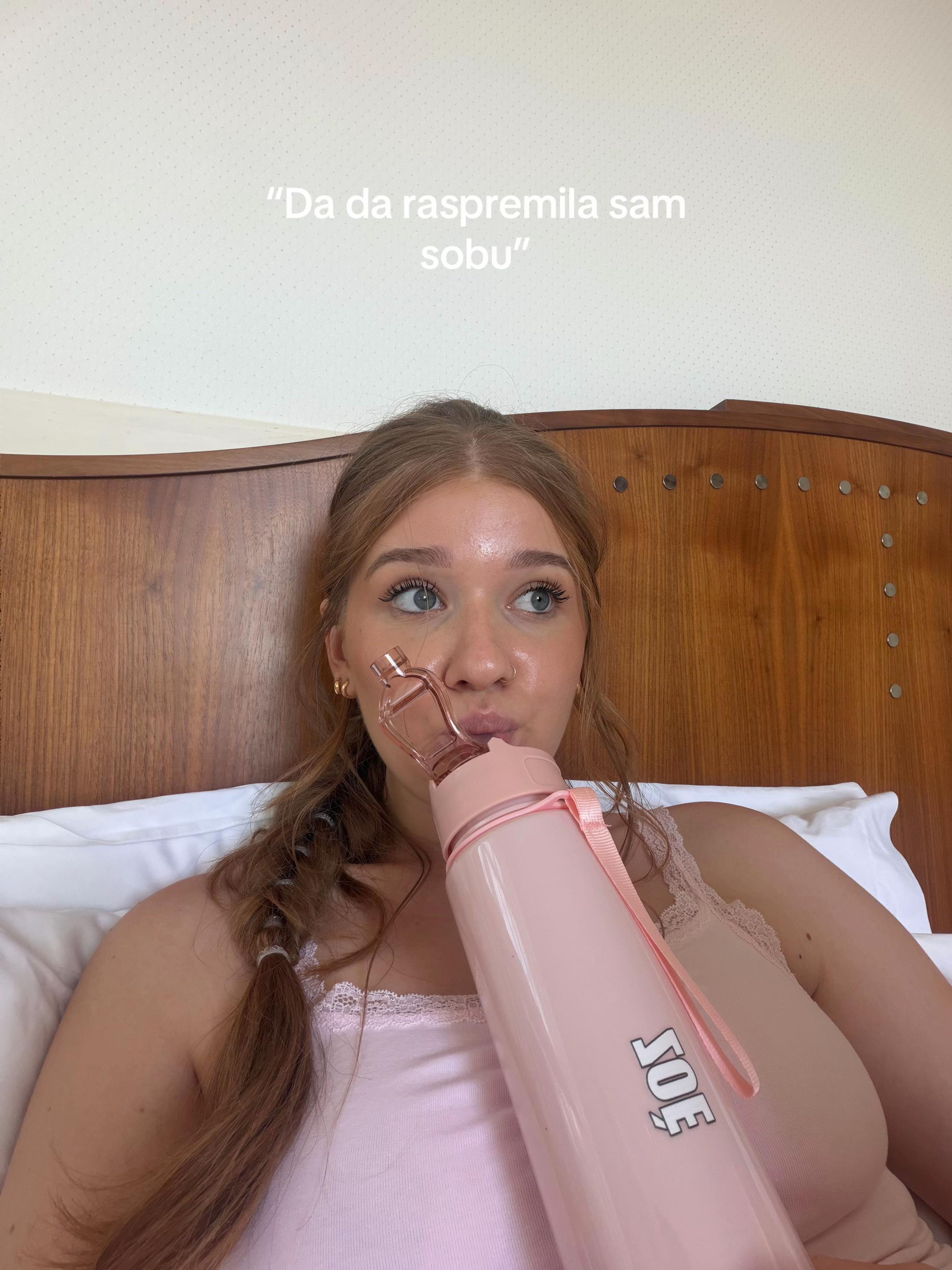 @Lana Stojkovic