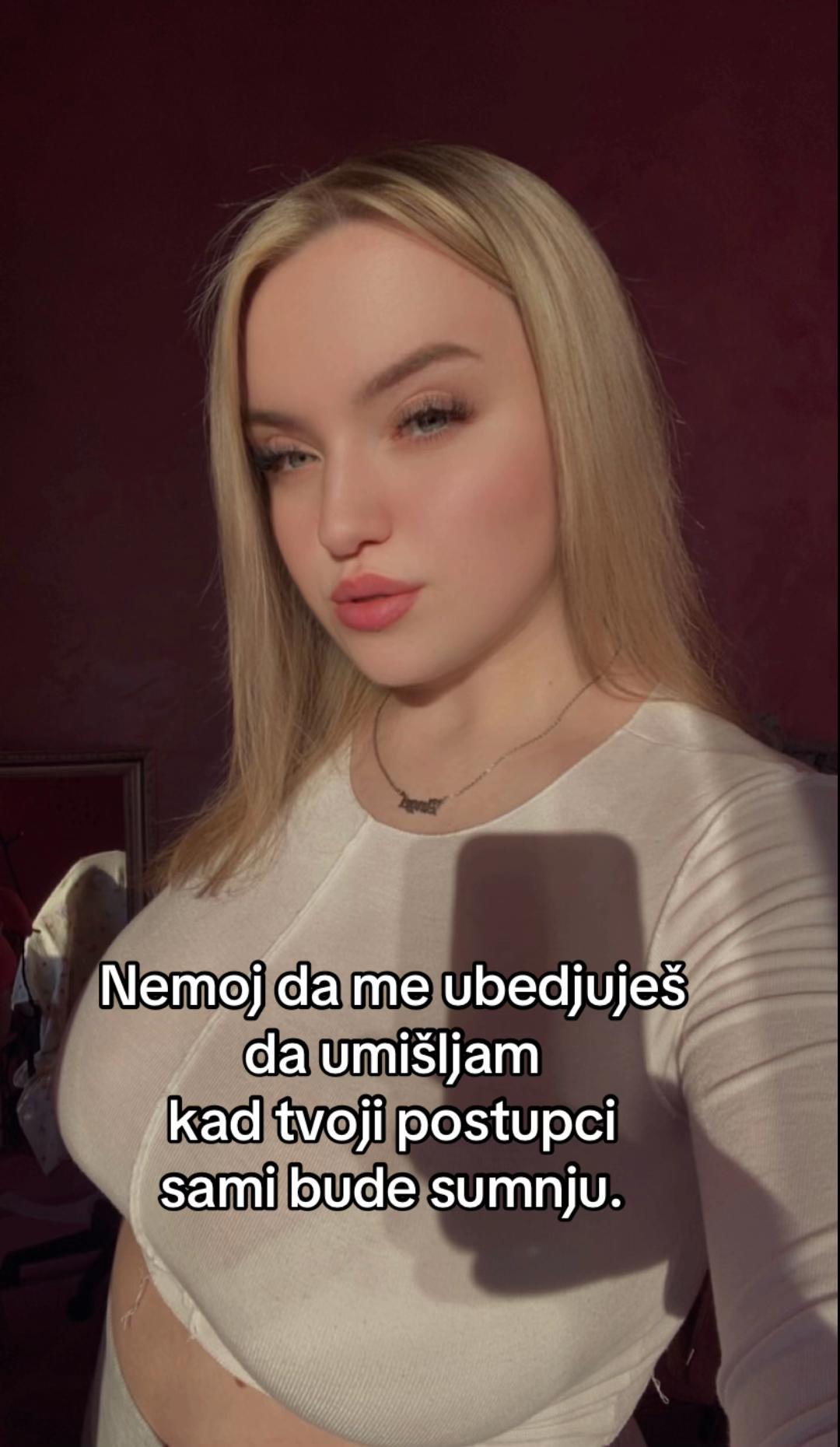 @𝐄𝐋𝐀✨