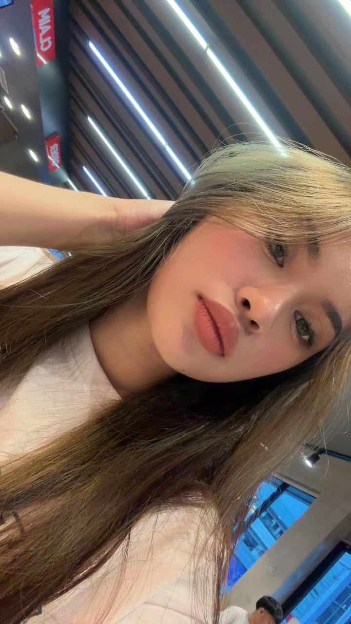 @Nicole