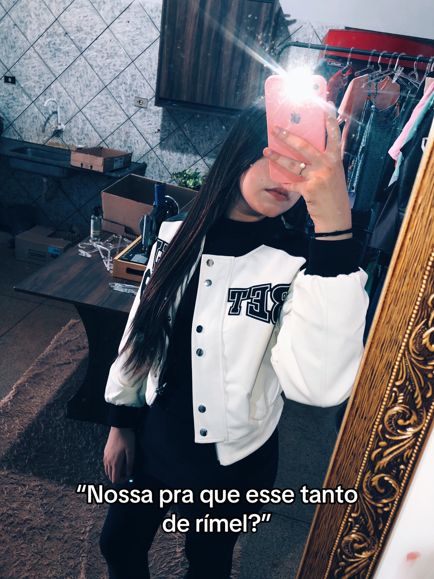@~&Eacute; a Mharia uai~