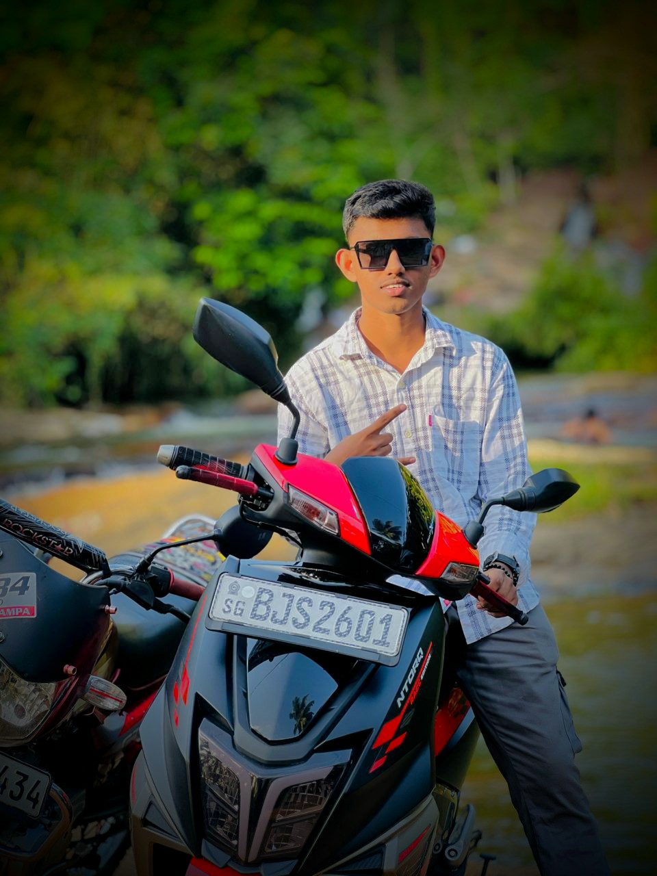 @DILAN BOY