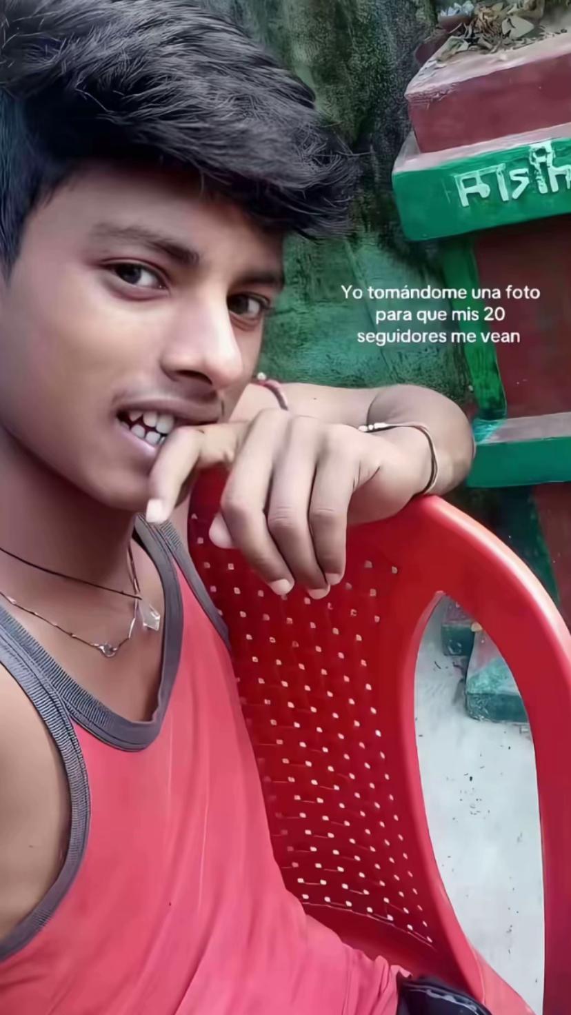 @🦂