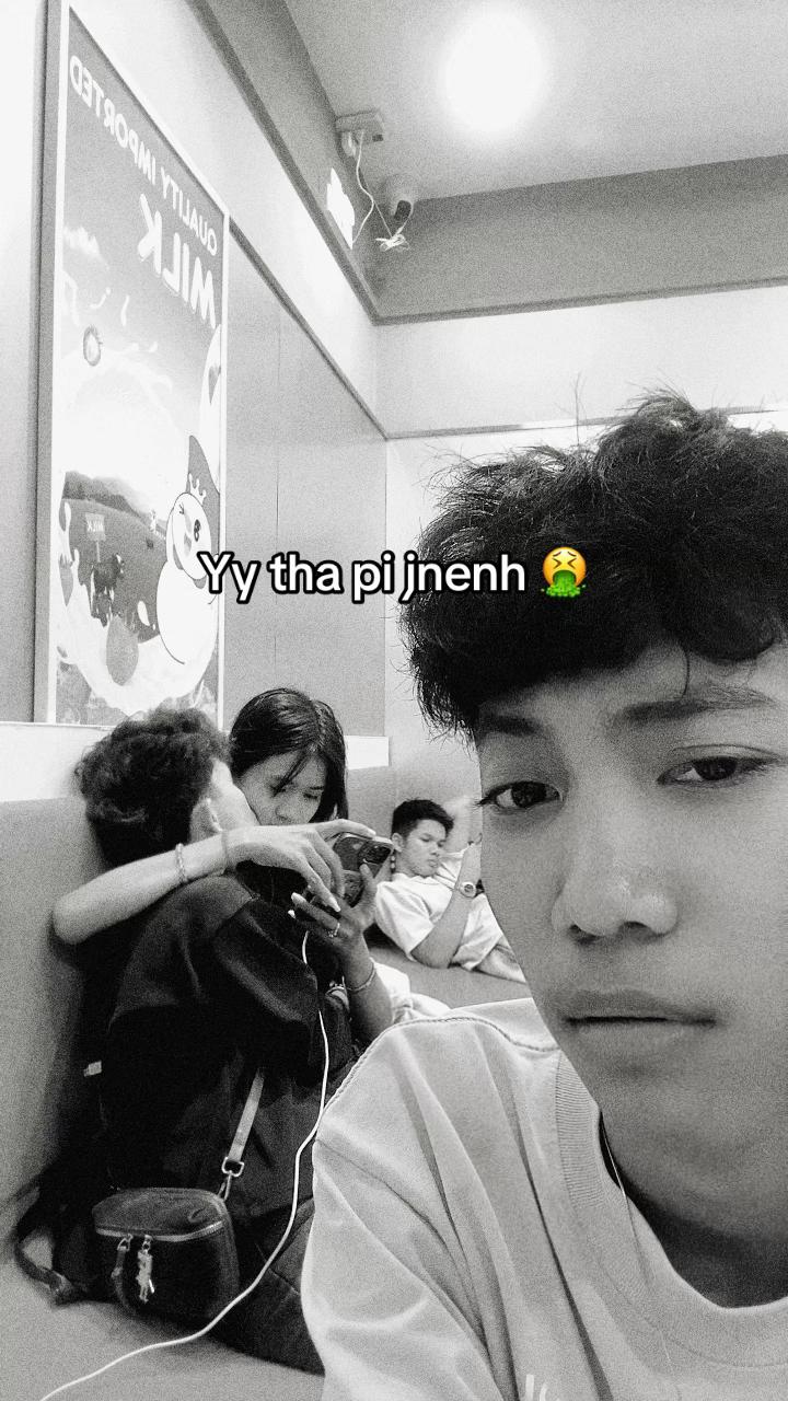 @Denz Rxa | ដេន រ៉ា •