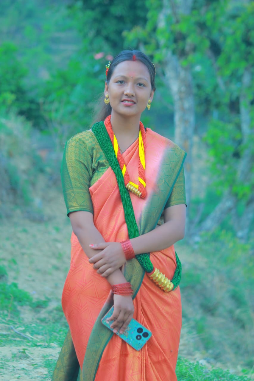 @Thakuree Mina 💝🥀💝