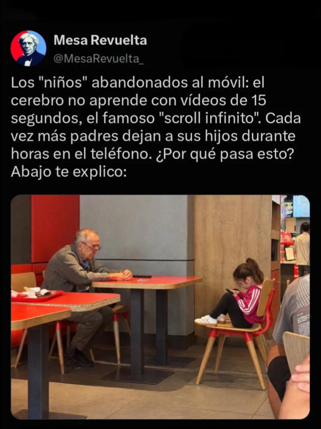 @Mesa Revuelta