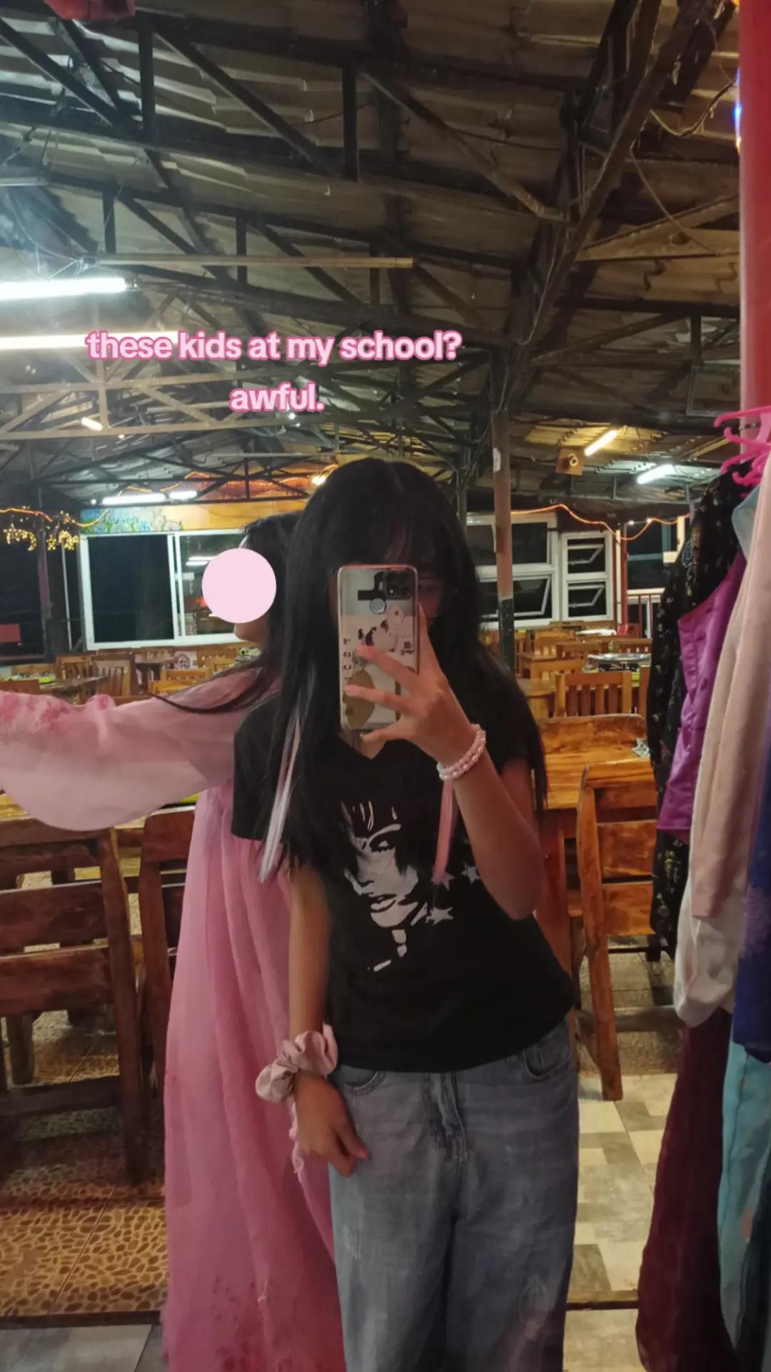 @Maomao's bloody napkin