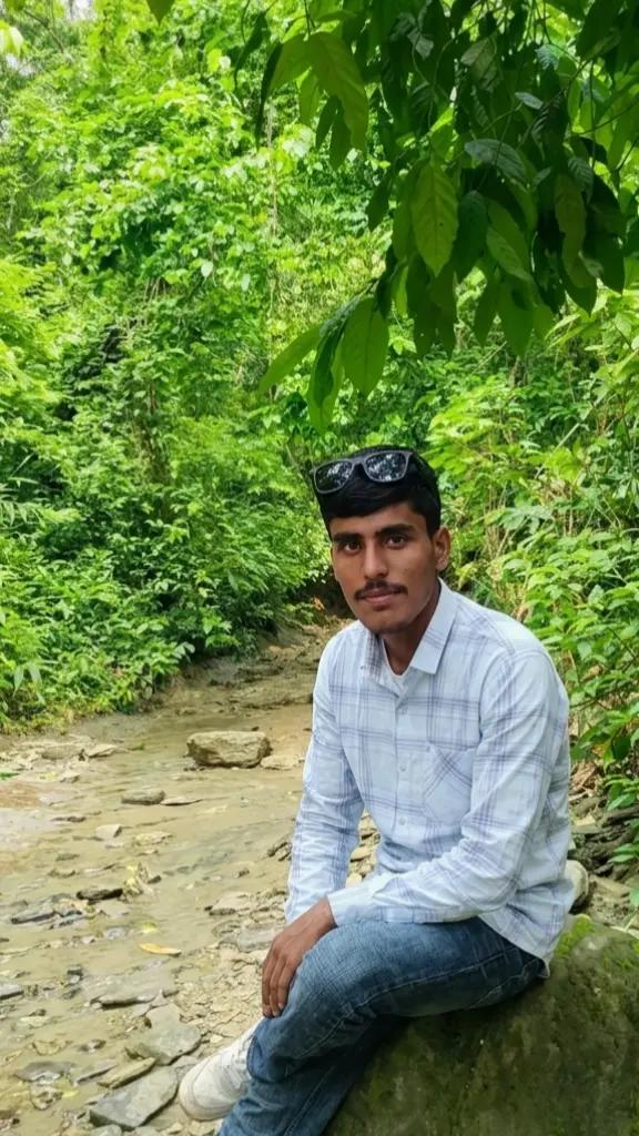 @MD Arif কুমিল্লার দুষ্টু ছেলে