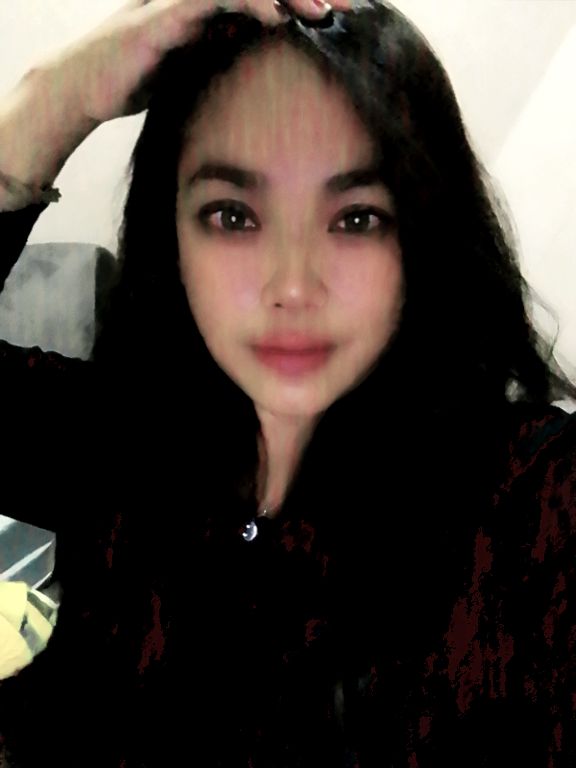 @Yuni adam😘
