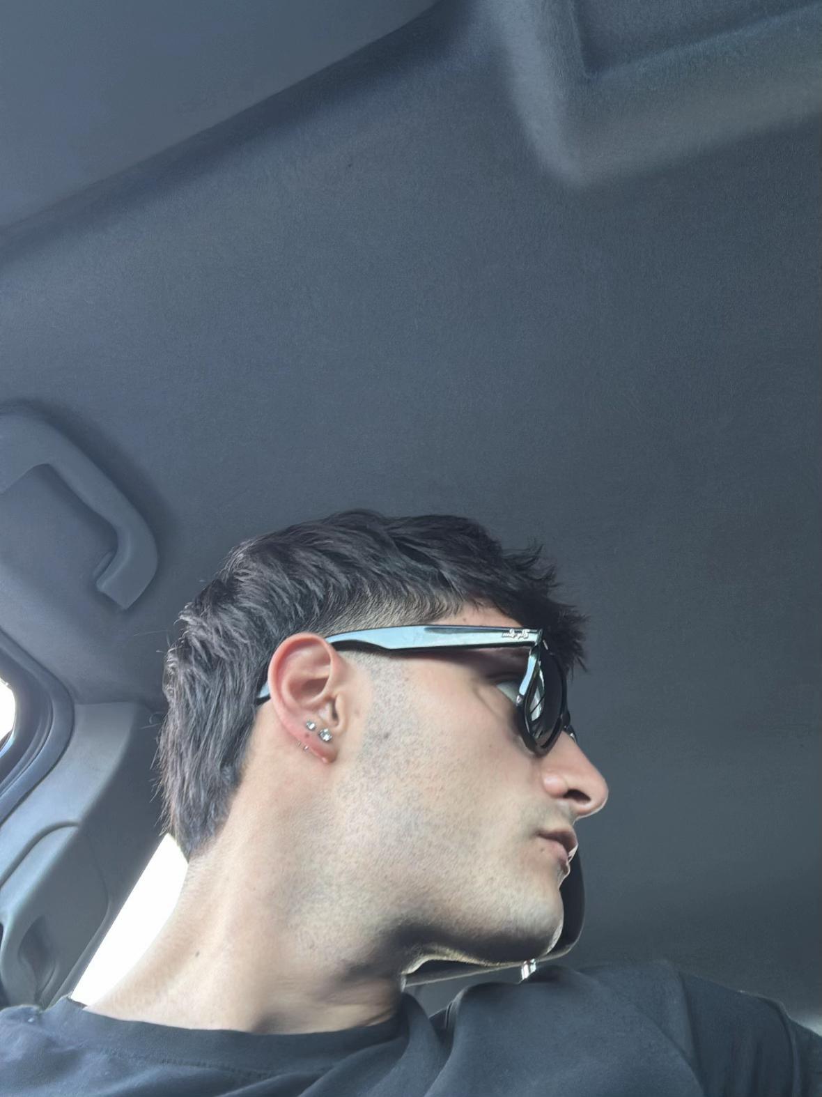 @alessandro