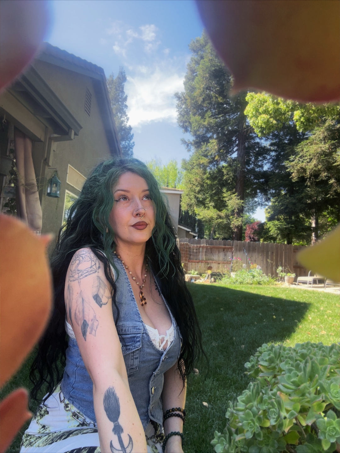 @theellevatedwitch