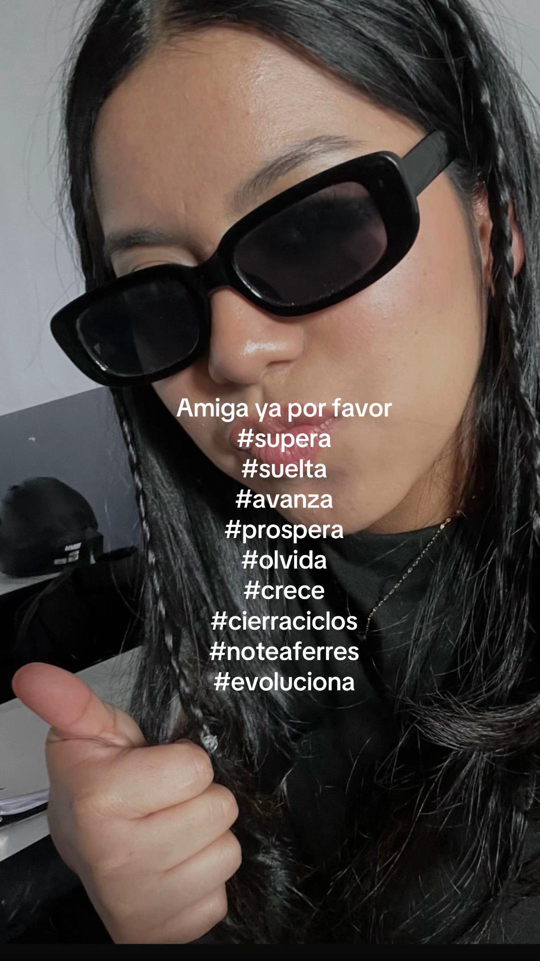 @Dafnee