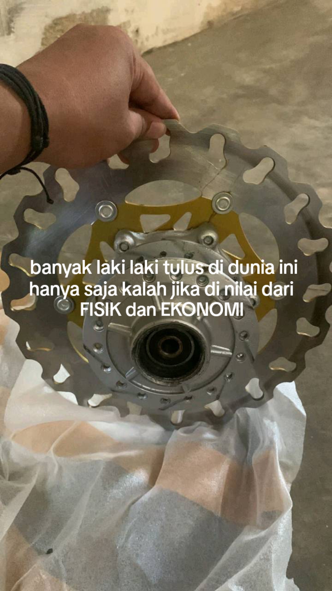 @๐๐๐๐๐๐ผ๐ ๐ ๐