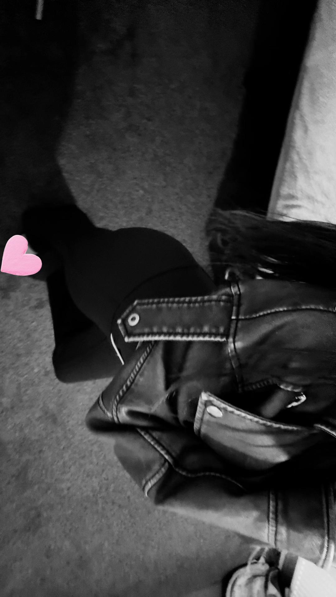 @𝐀𝐦𝐞𝐥𝐢𝐚👸🏻🖤