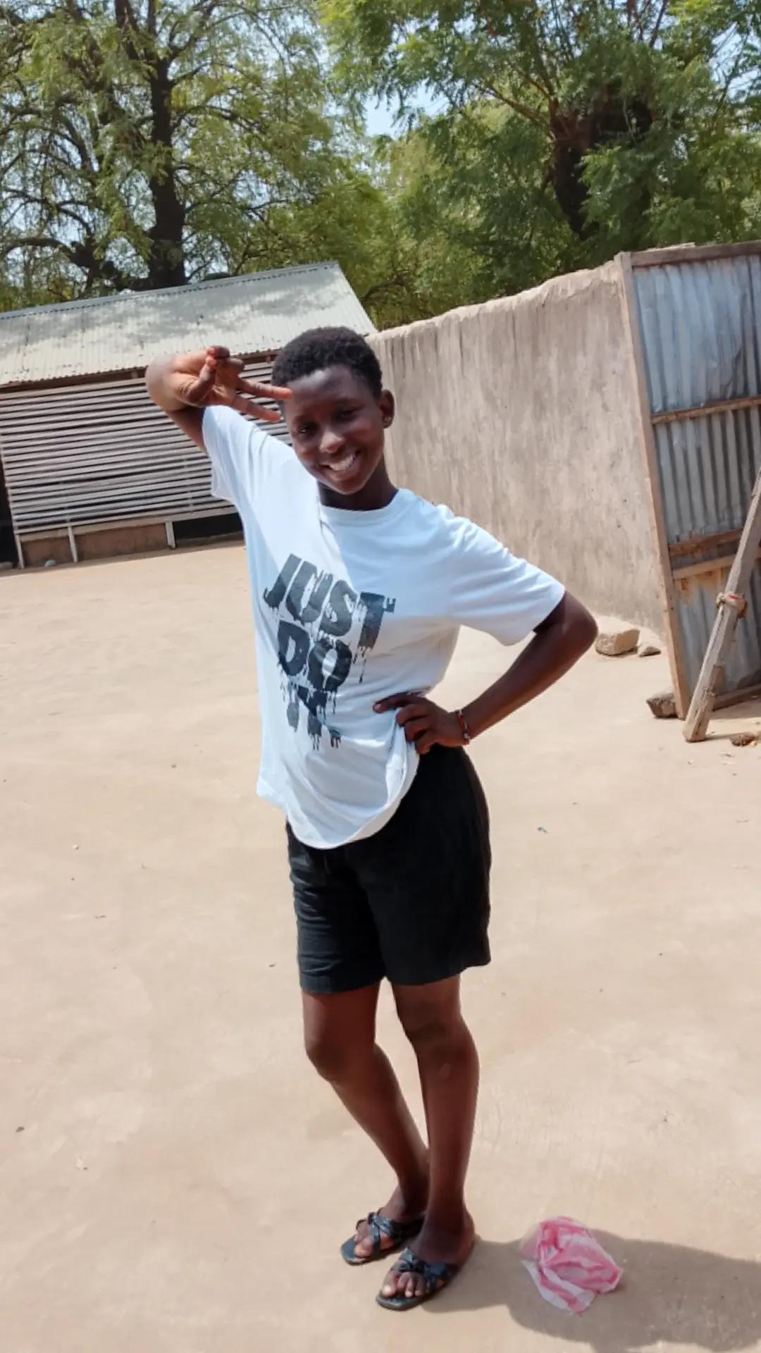 @Miss Giftous(Anamsakiya bia)
