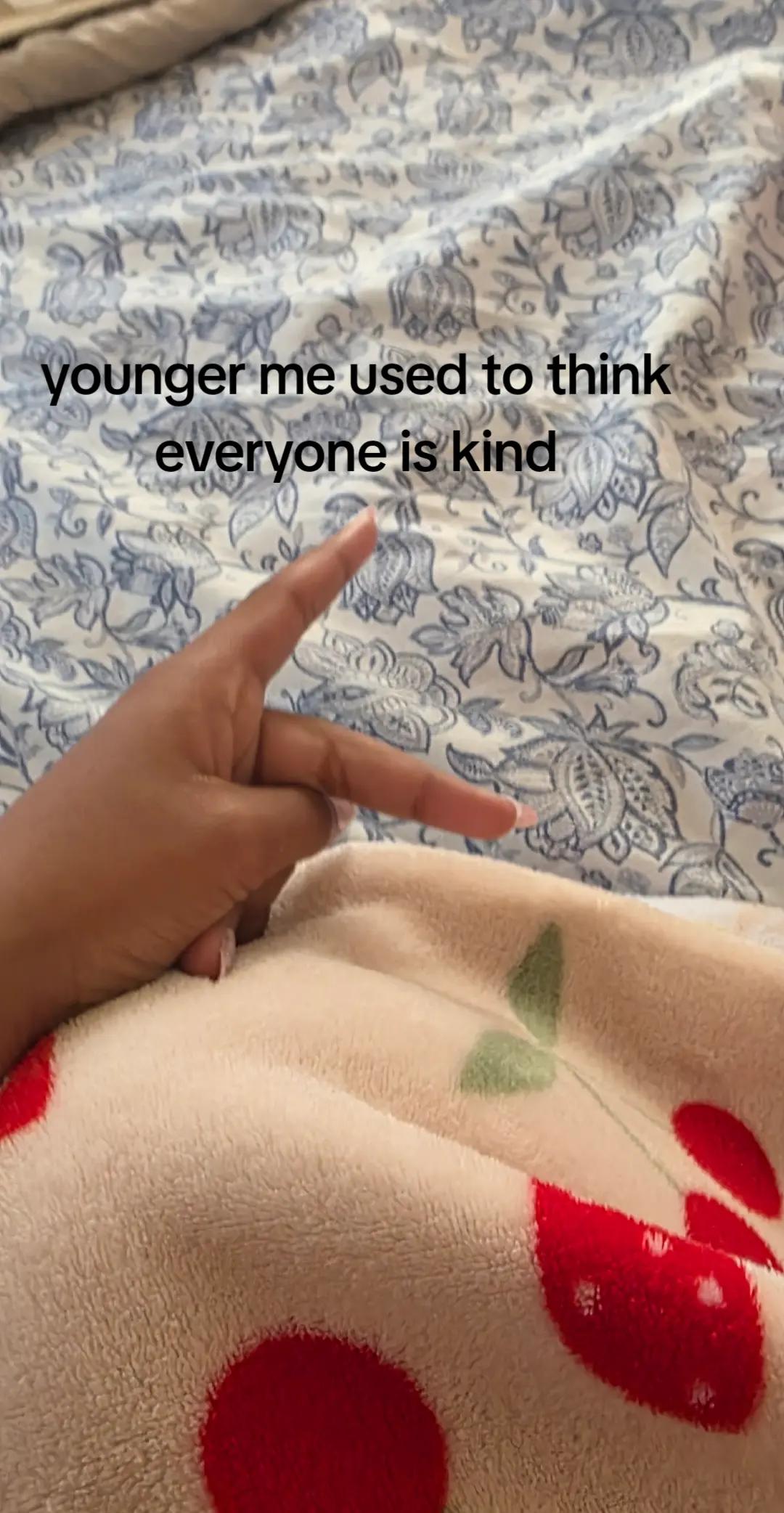 @𝐓𝐞𝐚𝐥 🩵