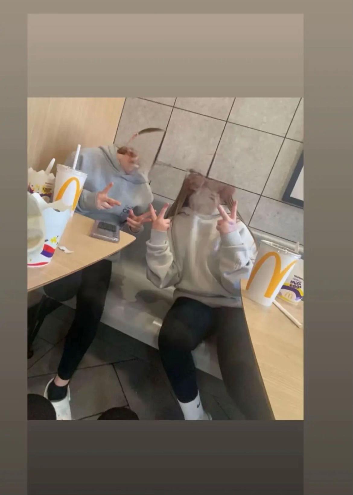 @𝐵𝑒𝑙𝑙𝑎𝑟𝑜𝑠𝑒'🪷