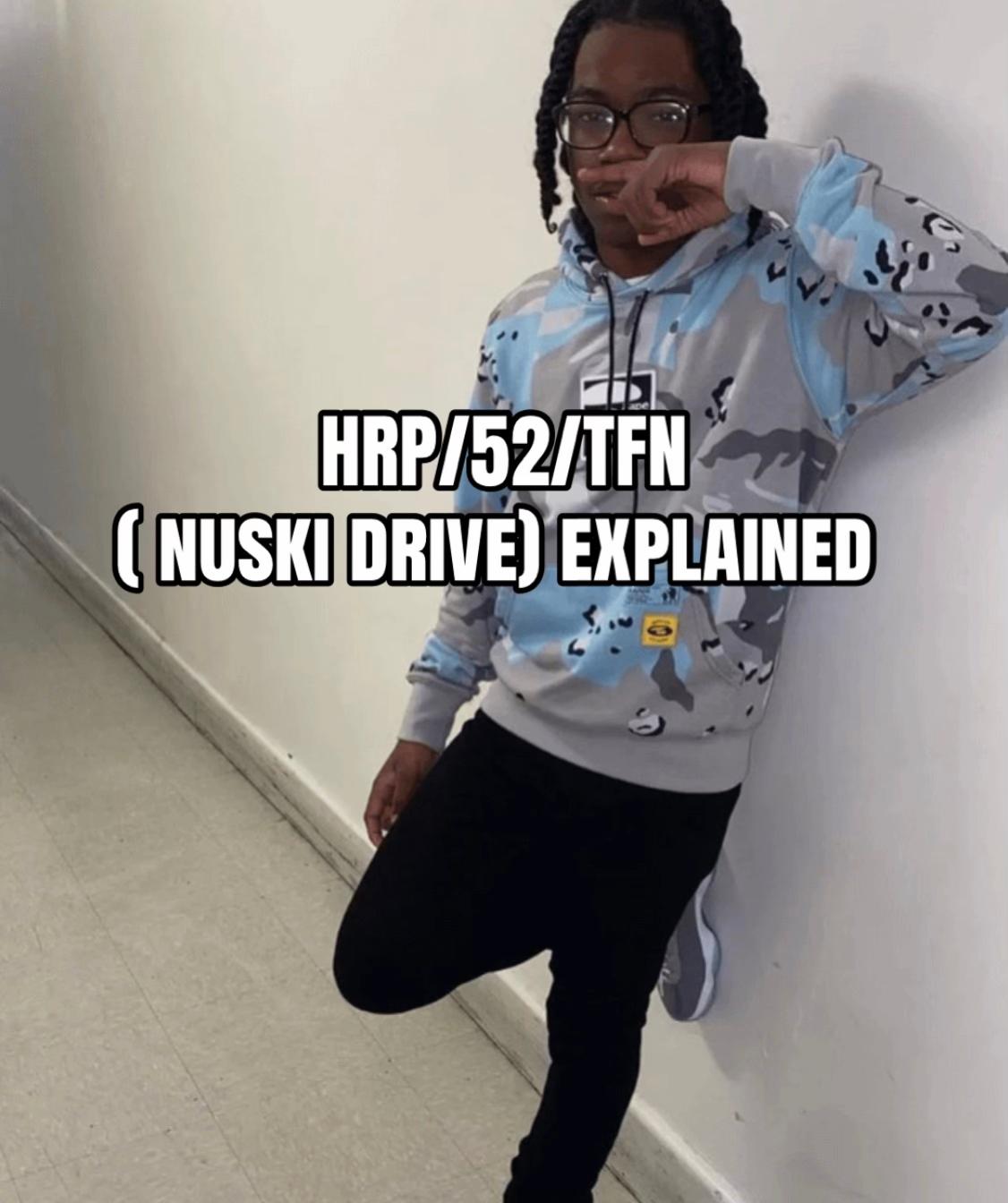 @⃟
