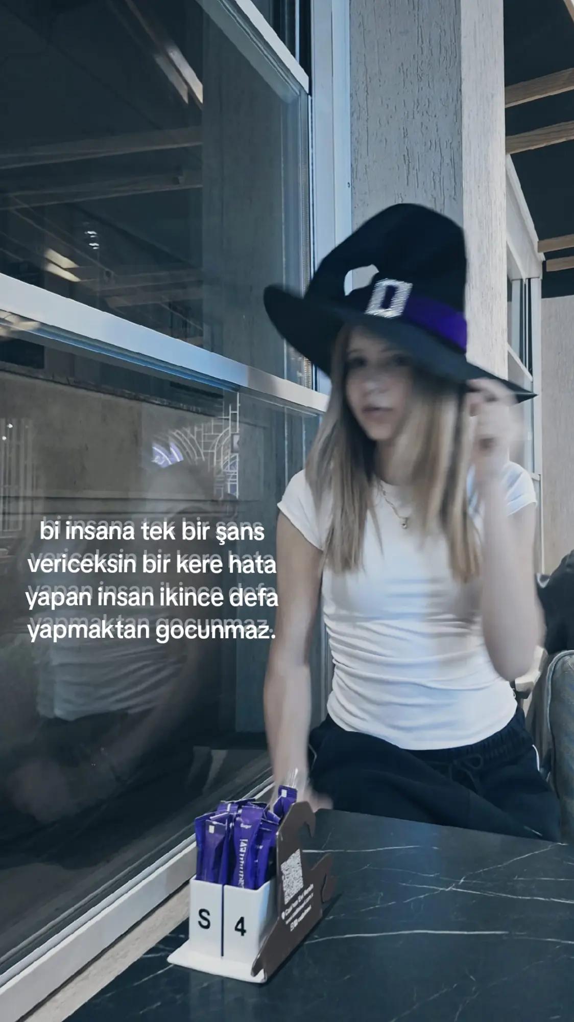 @𝒅𝒆𝒏𝒊𝒛