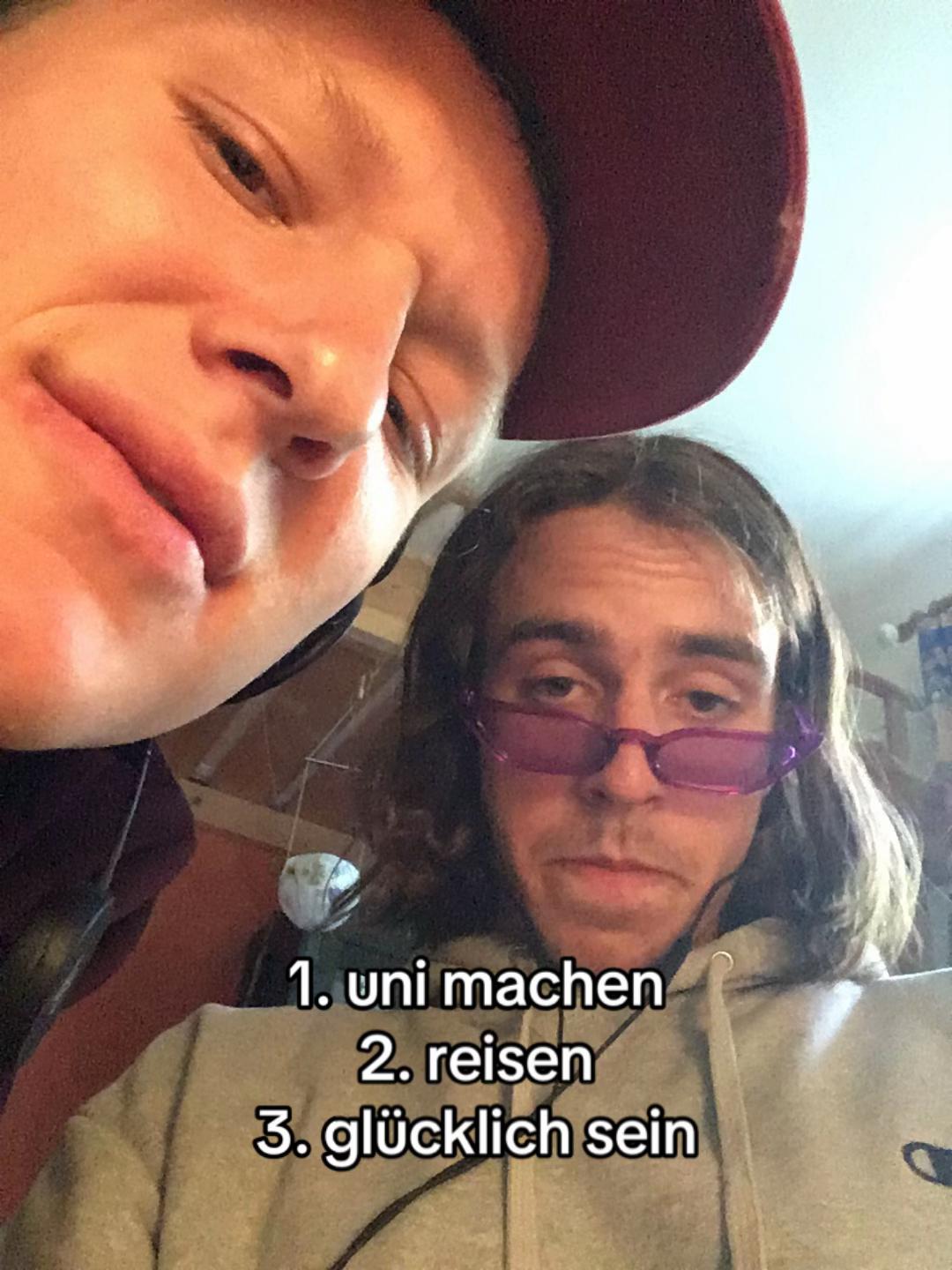 @01099
