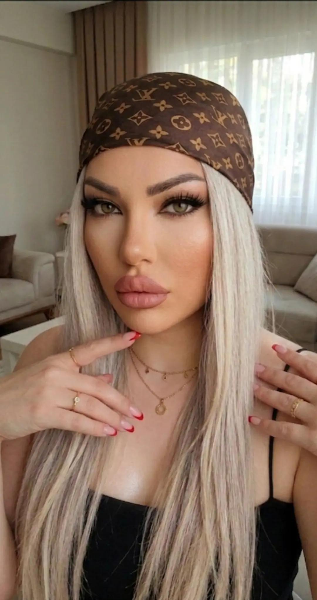 @Marija Mikaric