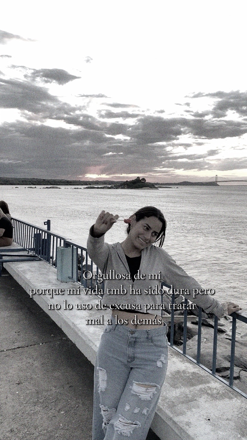 @Rae Salas♡