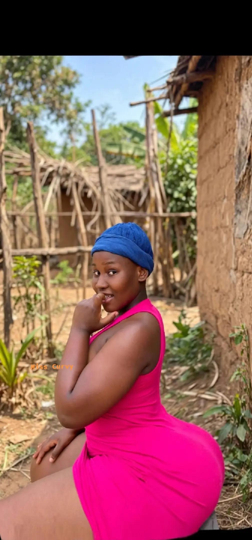 @Miss curvy 🥰