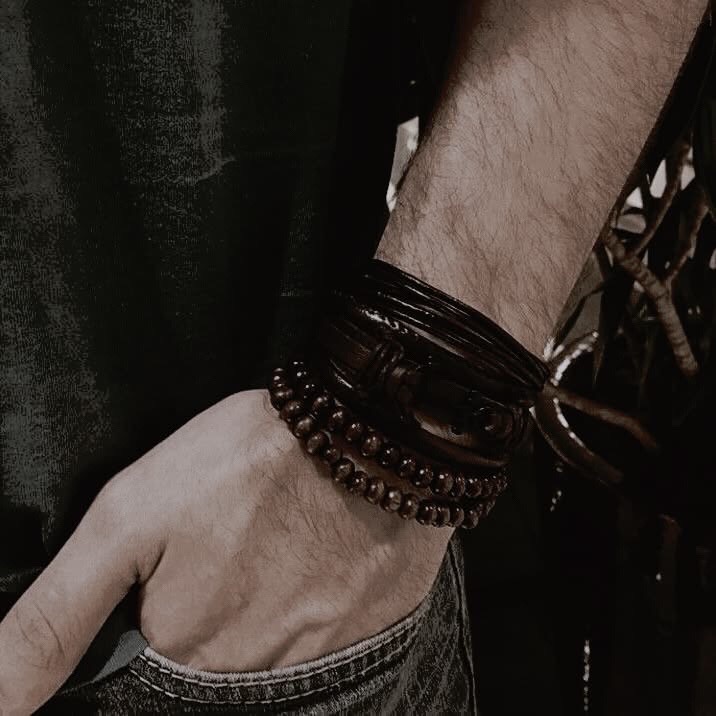 @𝒮ℋ𝒜ℛℰ 𝒜𝒞𝒞𝒪𝒰𝒩𝒯