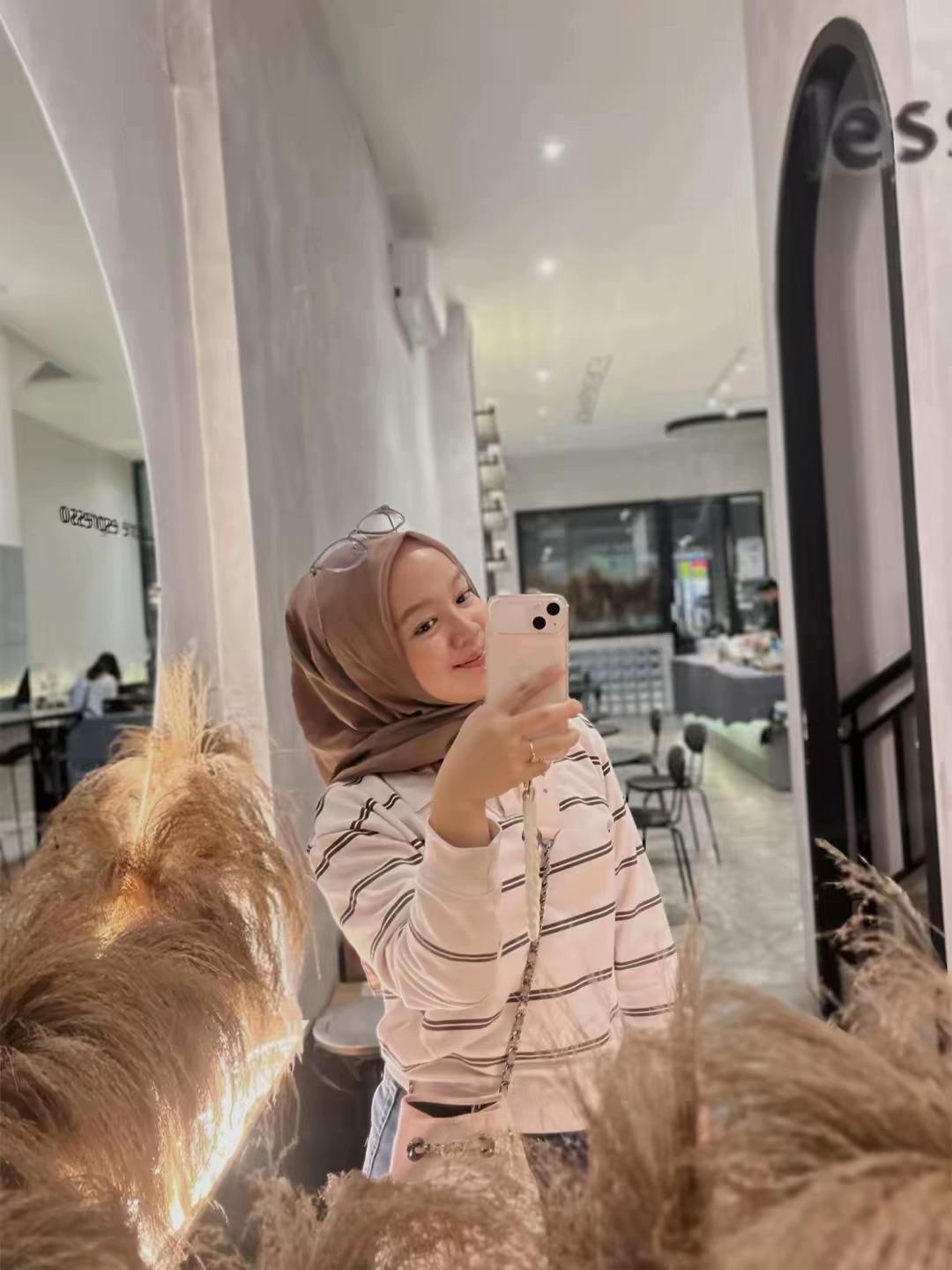 @ThisHae