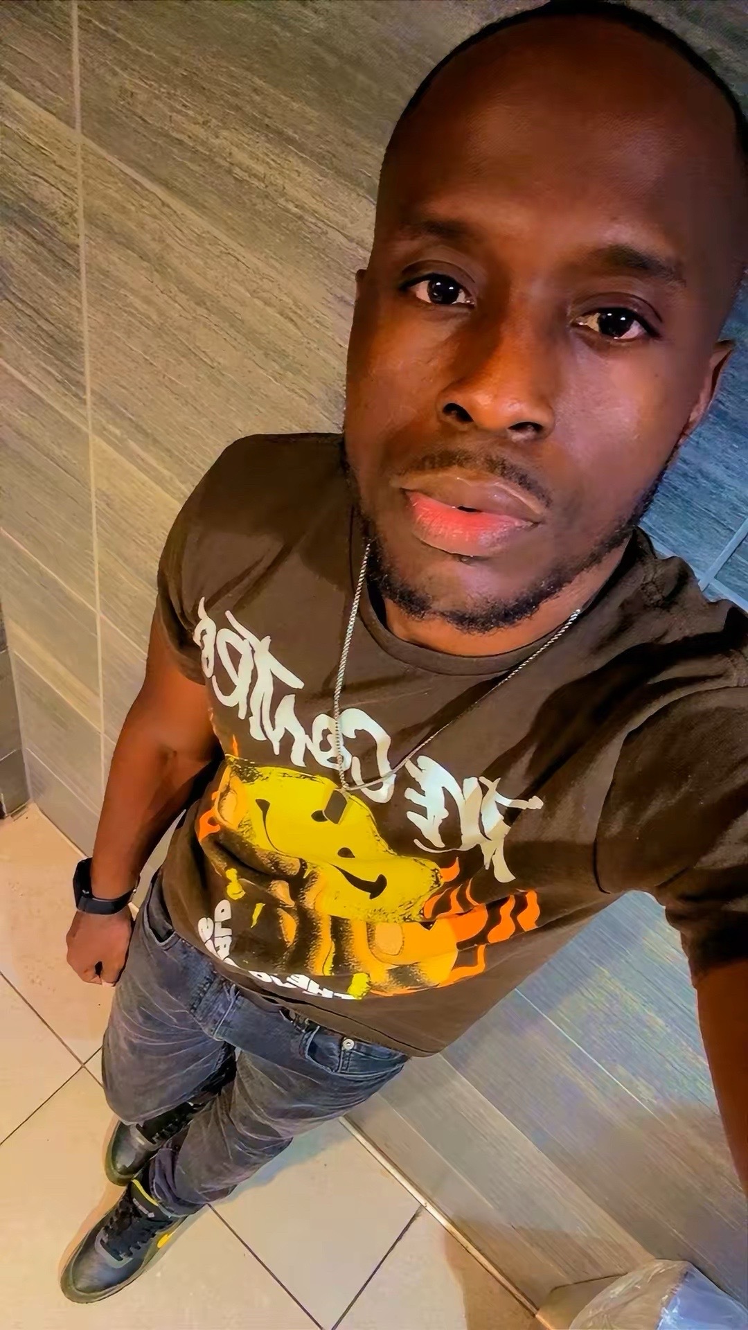 @𝐎𝐫𝐥𝐚𝐧𝐝𝐨 Tu Peux Mettre