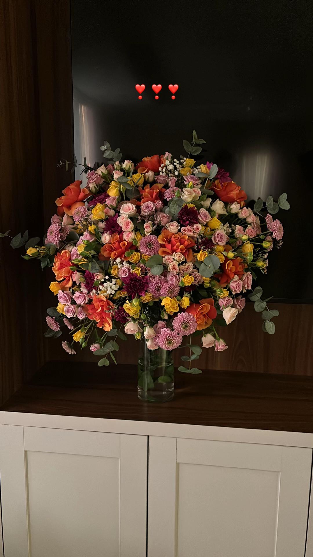 @LYORA FLOWERS | ليورا