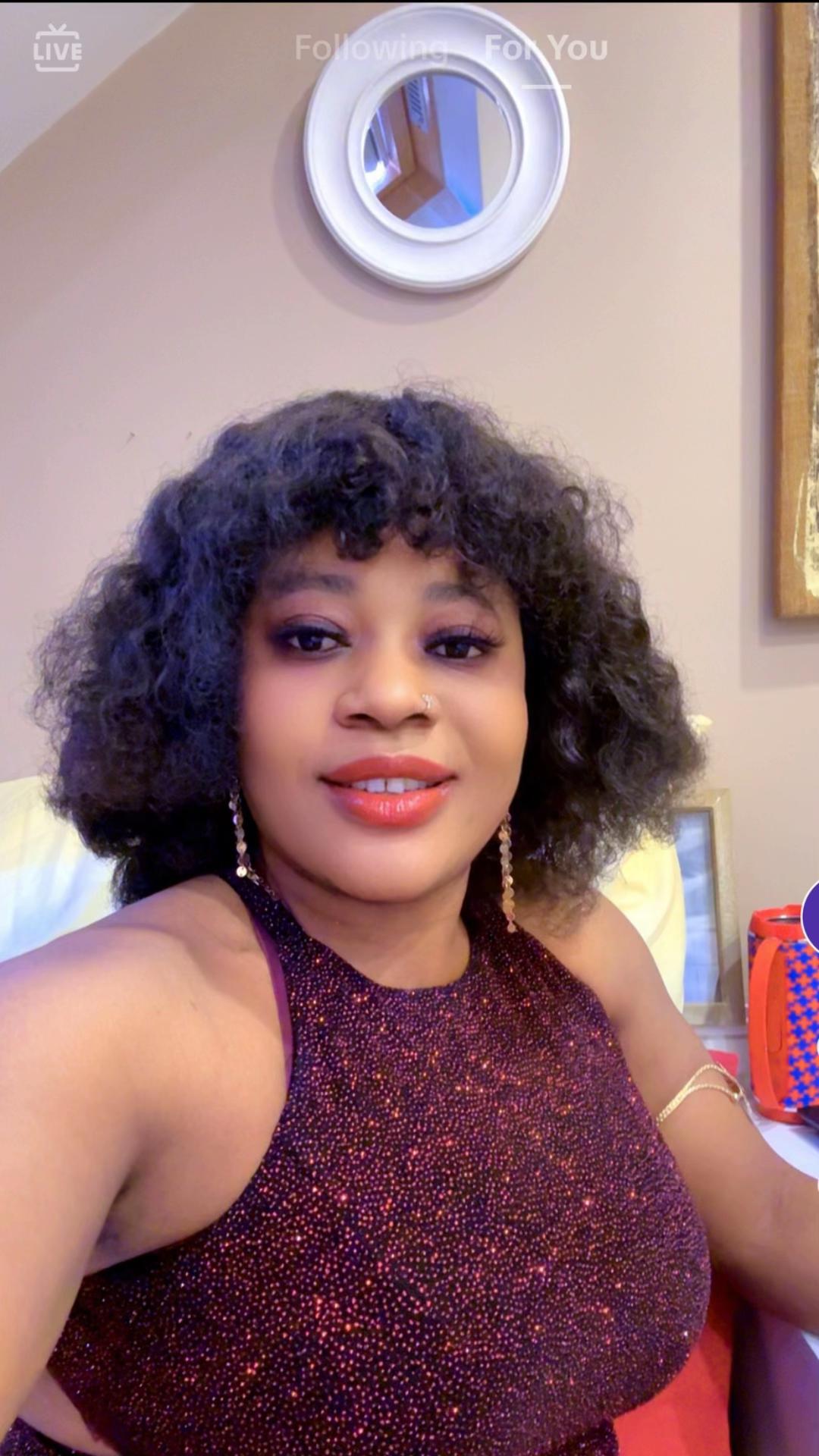 @queenlit06