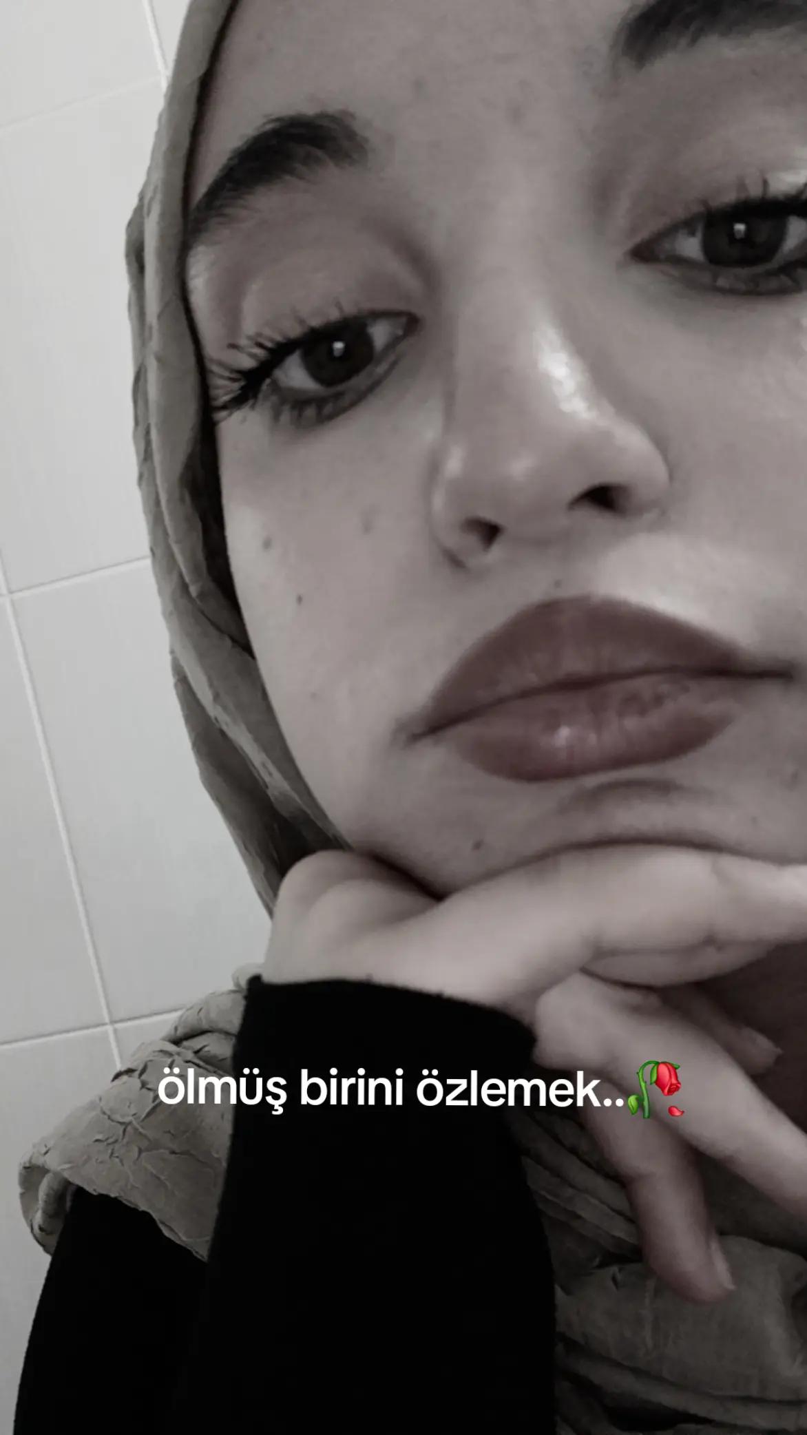 @İloya🫧