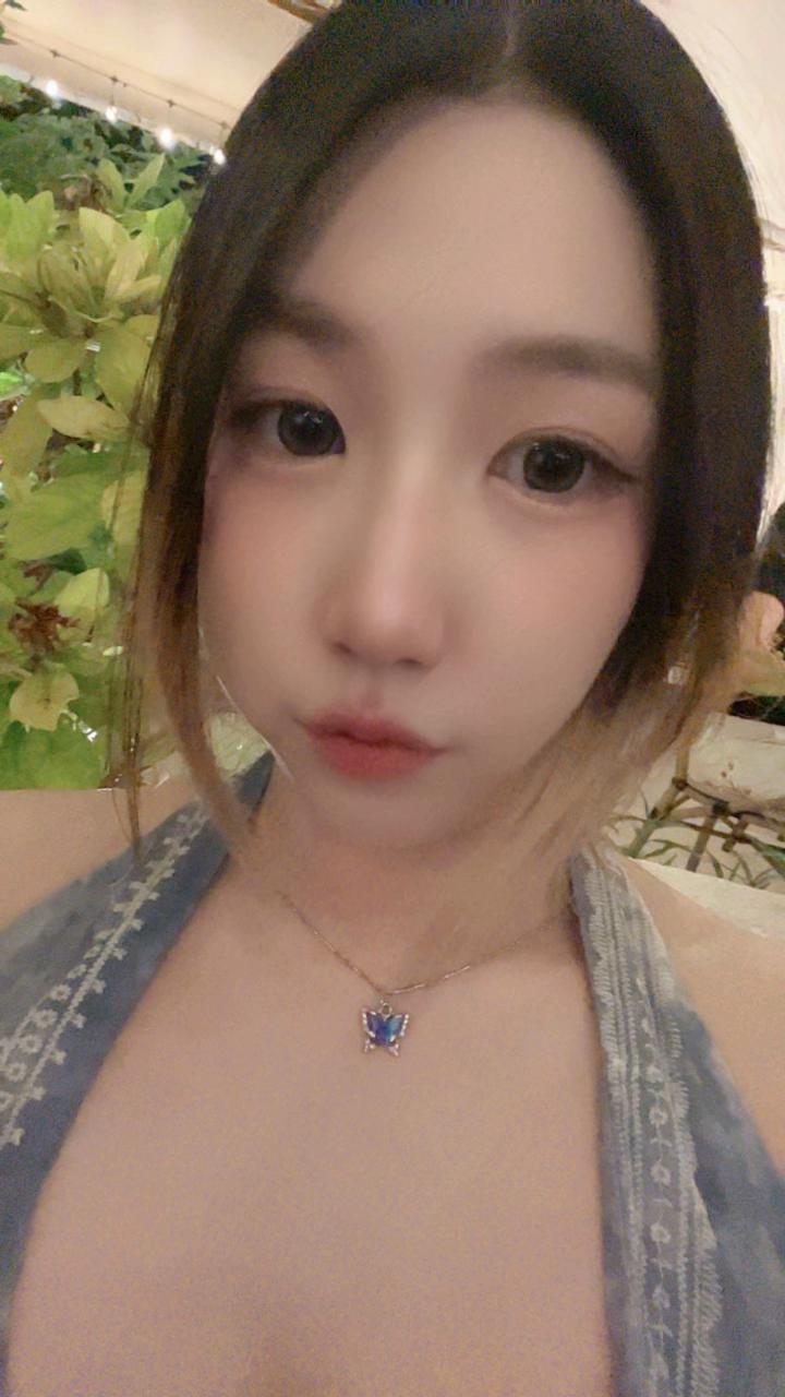 @3ee3ie