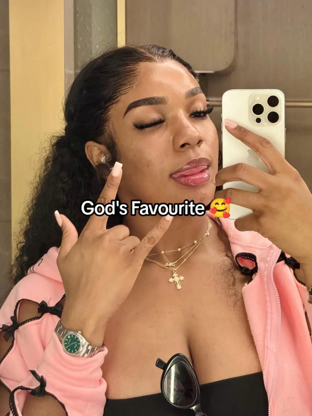 @favouroyiborume
