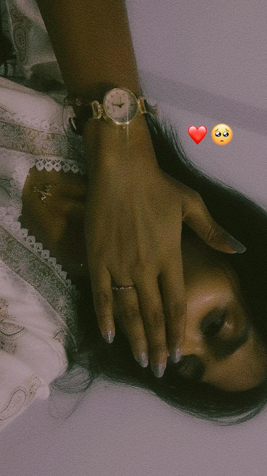 @🦋